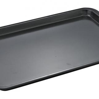 Medium and shallow rectangular plate with silicone handle